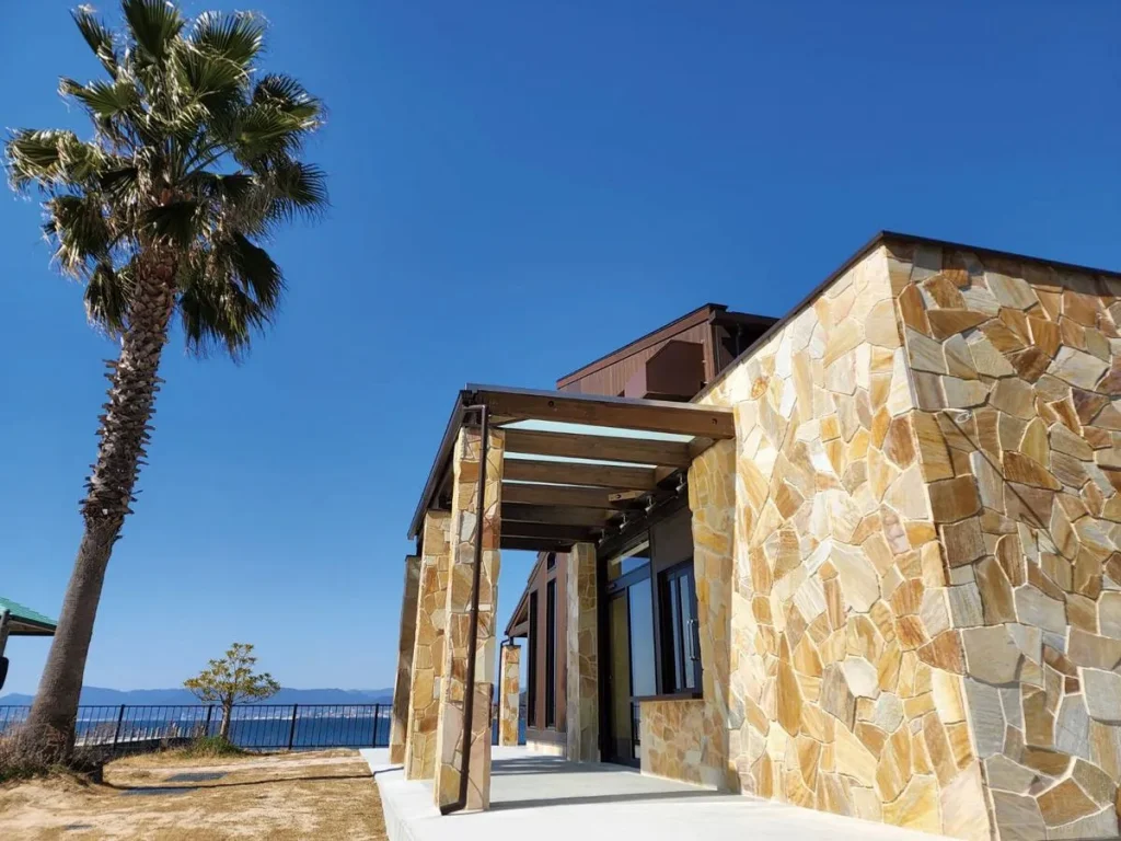 ベイサイドビーチ坂店